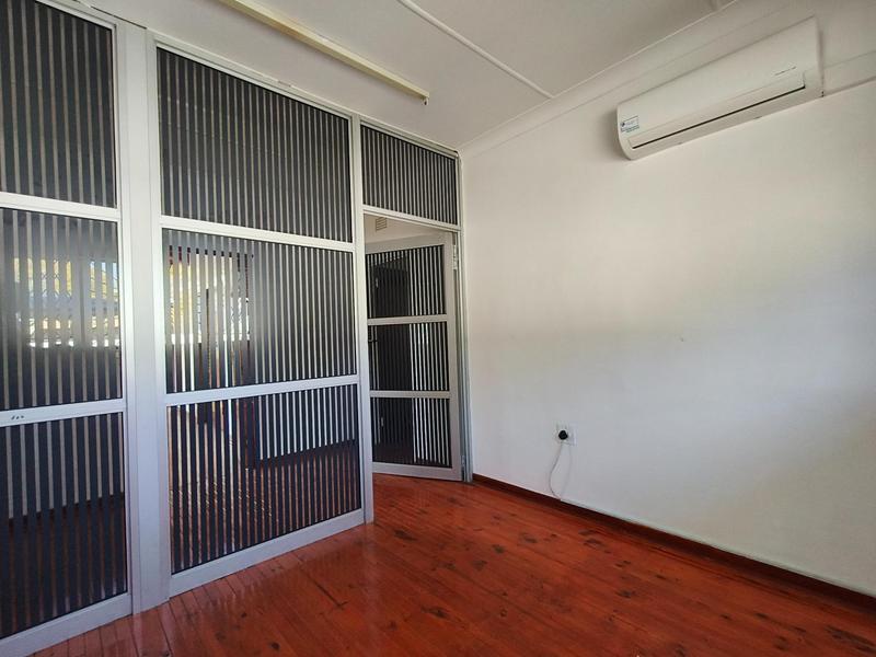 To Let Commercial Property for Rent in Mthata Eastern Cape